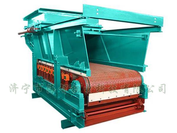 帶式（甲帶）給料機具有運行平穩(wěn)、節(jié)能、環(huán)保等優(yōu)點